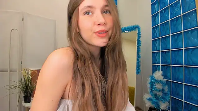 Snapshot of MaryannSoftt chatting on December 18, 2024, 1:34 pm MaryannSoftt online show from December 18, 2024, 1:34 pm