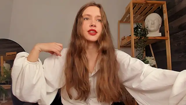 MaryannSoftt online show from November 23, 2025, 3:23 pm