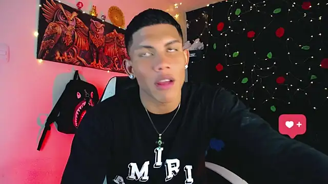 Snapshot of Damian_latinxxx chatting on December 24, 2024, 2:54 am Damian latinxxx online show from December 24, 2024, 2:54 am