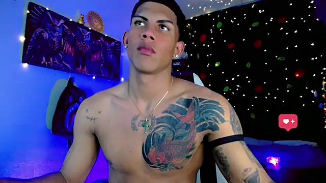 Snapshot of Damian_latinxxx chatting on December 31, 2024, 8:59 am Damian latinxxx online show from December 31, 2024, 8:59 am