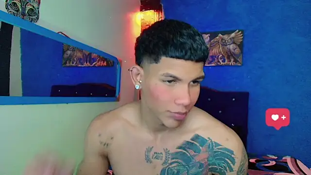 Snapshot of Damian_latinxxx chatting on January 26, 2025, 6:28 am Damian latinxxx online show from January 26, 2025, 6:28 am