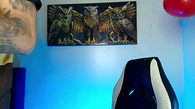 Snapshot of Damian_latinxxx chatting on February 15, 2025, 3:09 am Damian latinxxx online show from February 15, 2025, 3:09 am