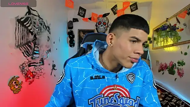 Damian latinxxx online show from October 20, 2025, 2:56 am