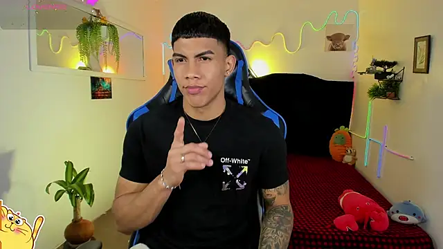 Damian latinxxx online show from February 19, 2026, 3:02 am