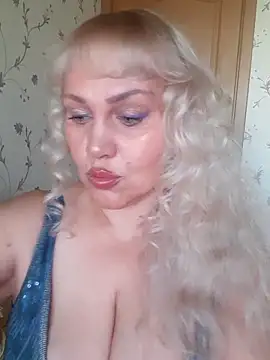 IsabellaBoni online show from March 19, 2026, 7:12 am