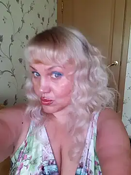 Snapshot of IsabellaBoni chatting on July 3, 2026, 6:53 am IsabellaBoni online show from July 3, 2026, 6:53 am
