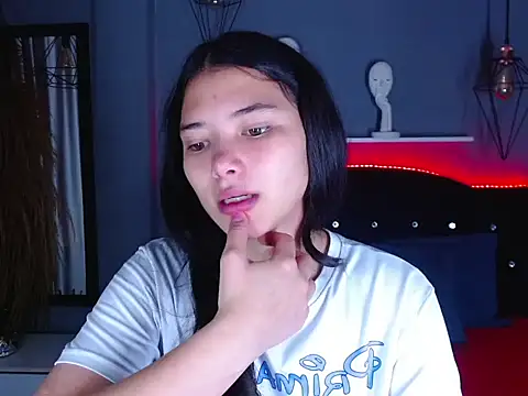 valery sweetie online show from November 20, 2025, 12:38 pm