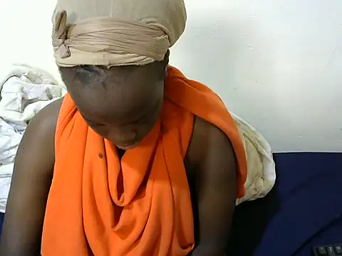 Snapshot of Thicky_kyla chatting on February 7, 2026, 1:15 pm Thicky kyla online show from February 7, 2026, 1:15 pm