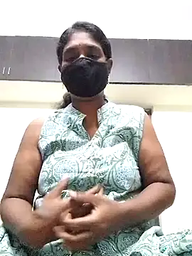 Snapshot of Tamil--Rani chatting on December 12, 2024, 12:55 pm Tamil--Rani online show from December 12, 2024, 12:55 pm