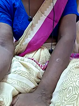 Snapshot of Tamil--Rani chatting on April 19, 2026, 2:27 pm Tamil--Rani online show from April 19, 2026, 2:27 pm