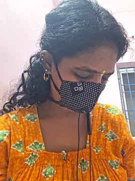 Snapshot of Tamil--Rani chatting on April 20, 2026, 2:20 pm Tamil--Rani online show from April 20, 2026, 2:20 pm
