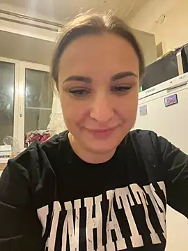 OlgaBuzzz online show from February 18, 2025, 1:33 pm