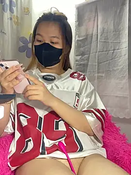 Odette68 online show from March 17, 2025, 3:36 am