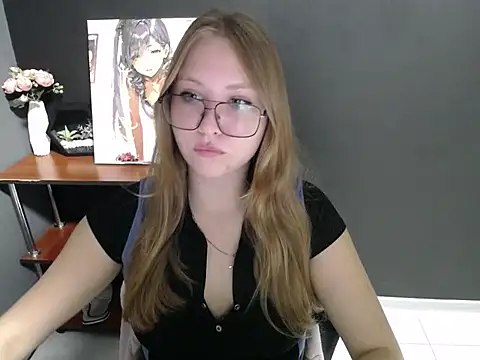 Snapshot of lady_minx chatting on September 17, 2025, 6:37 am lady minx online show from September 17, 2025, 6:37 am