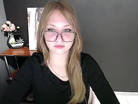 lady minx online show from October 10, 2025, 6:56 am