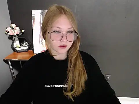 lady minx online show from October 13, 2025, 6:46 am