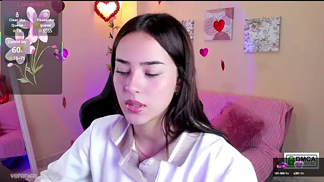 Snapshot of Veronica_isaza__ chatting on March 10, 2025, 3:41 pm Veronica isaza online show from March 10, 2025, 3:41 pm