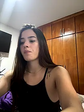 Veronica isaza   online show from January 8, 2026, 4:04 am