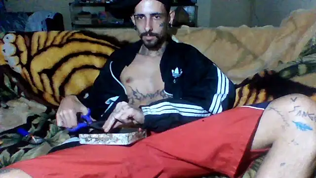 sellvageria online show from November 2, 2025, 9:06 pm