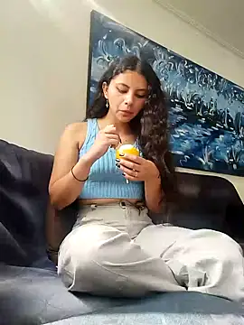 Snapshot of Ivanna_Bruner chatting on January 10, 2025, 6:28 pm Ivanna Bruner online show from January 10, 2025, 6:28 pm