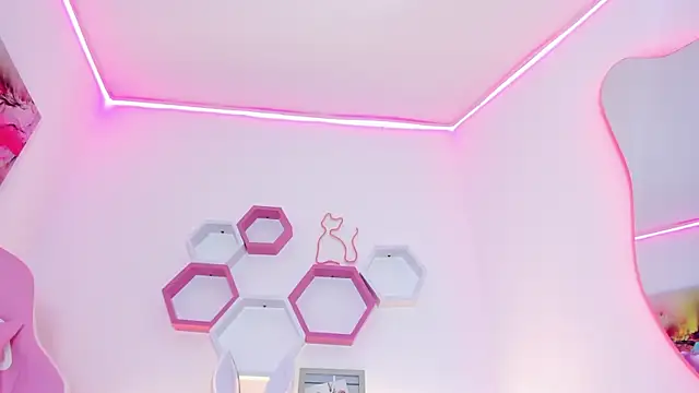  Ameliie online show from March 15, 2025, 2:45 pm