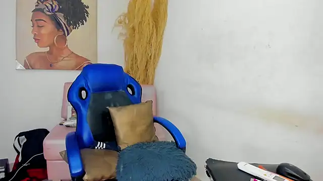 mia foxts online show from October 15, 2025, 11:38 pm