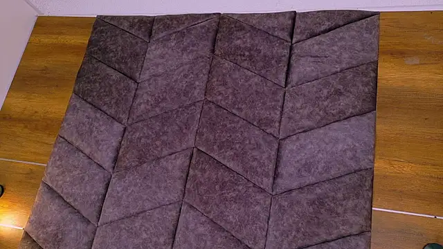 AbbyWathson online show from December 19, 2025, 11:39 am