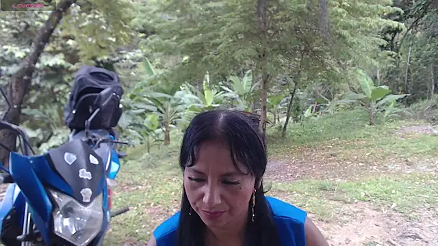 Snapshot of andreu_mature chatting on April 15, 2026, 9:37 pm andreu mature online show from April 15, 2026, 9:37 pm