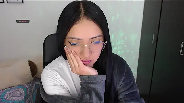 Suzanne abbey online show from November 28, 2025, 11:18 pm