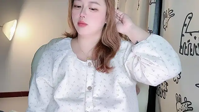 Snapshot of 520-vivo chatting on October 11, 2025, 4:16 pm 520-vivo online show from October 11, 2025, 4:16 pm