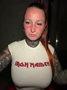 Snapshot of Inked_lorena chatting on February 15, 2026, 10:06 pm Inked lorena online show from February 15, 2026, 10:06 pm