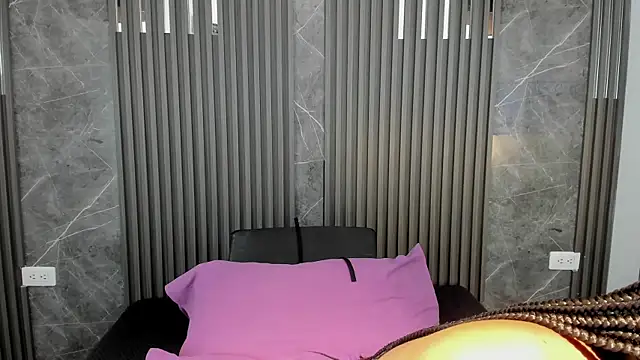 Snapshot of SaraiEvans chatting on February 11, 2026, 3:11 am SaraiEvans online show from February 11, 2026, 3:11 am