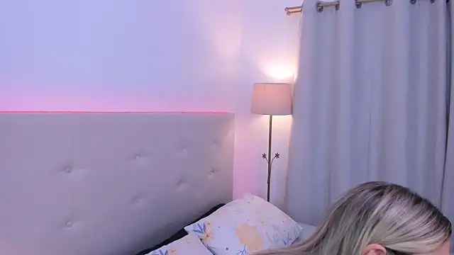 MissMaria online show from April 4, 2026, 3:38 am