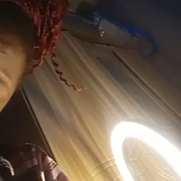 Snapshot of amarrabrown2024 chatting on November 19, 2025, 11:38 pm amarrabrown2024 online show from November 19, 2025, 11:38 pm