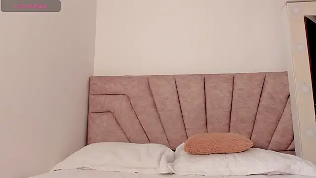 Snapshot of SavannahWildee chatting on November 16, 2025, 1:06 pm SavannahWildee online show from November 16, 2025, 1:06 pm