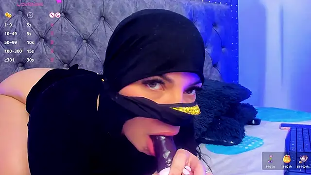 Layla kaderr online show from February 21, 2025, 5:56 am