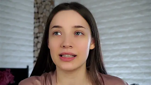 LowOncoming online show from January 22, 2025, 1:20 am