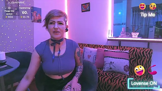 Maria fernandaxxx  online show from November 15, 2025, 10:26 pm