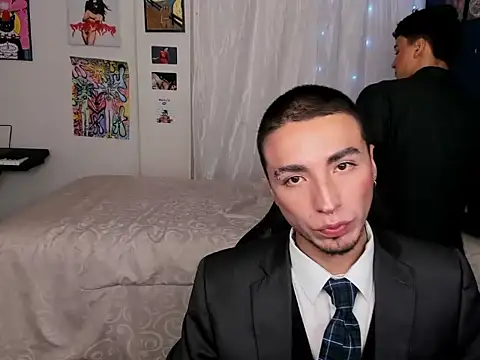 Snapshot of sweet_boys_xx chatting on February 24, 2025, 5:00 am sweet boys xx online show from February 24, 2025, 5:00 am
