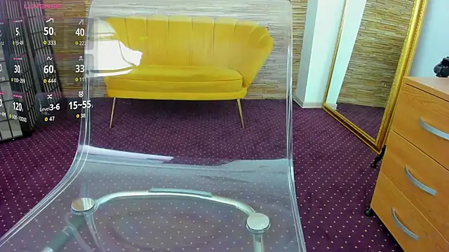 AishaRouhi online show from September 30, 2025, 3:55 am