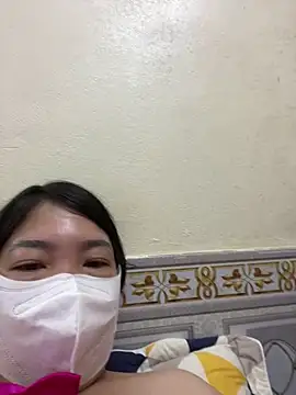 Hachi Sweetbabie  online show from October 17, 2025, 11:57 am