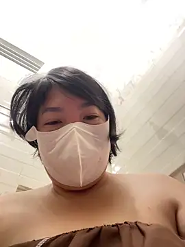 Hachi Sweetbabie  online show from March 8, 2026, 2:04 am