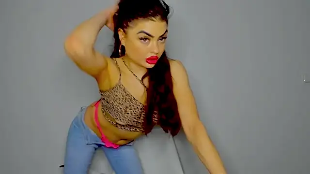 Snapshot of aishahottie chatting on December 11, 2024, 2:09 am aishahottie online show from December 11, 2024, 2:09 am