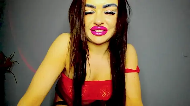 Snapshot of aishahottie chatting on March 8, 2025, 2:45 am aishahottie online show from March 8, 2025, 2:45 am