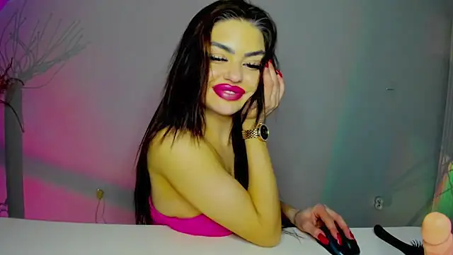 Snapshot of aishahottie chatting on March 11, 2025, 8:42 pm aishahottie online show from March 11, 2025, 8:42 pm
