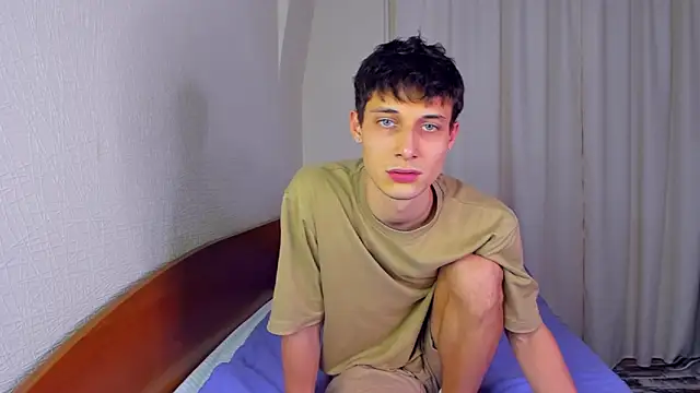 Snapshot of Kent_Ross chatting on September 27, 2025, 12:59 am Kent Ross online show from September 27, 2025, 12:59 am