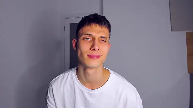 Snapshot of Kent_Ross chatting on October 27, 2025, 9:08 pm Kent Ross online show from October 27, 2025, 9:08 pm