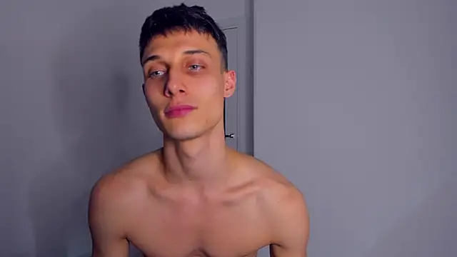 Snapshot of Kent_Ross chatting on October 28, 2025, 8:33 pm Kent Ross online show from October 28, 2025, 8:33 pm