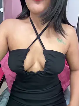 LeisyXO online show from May 5, 2026, 5:32 pm