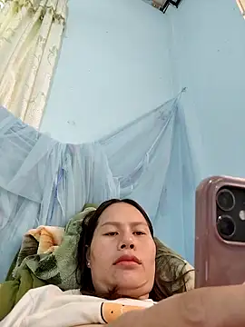 Baby-ladyass20 online show from October 15, 2025, 2:22 am